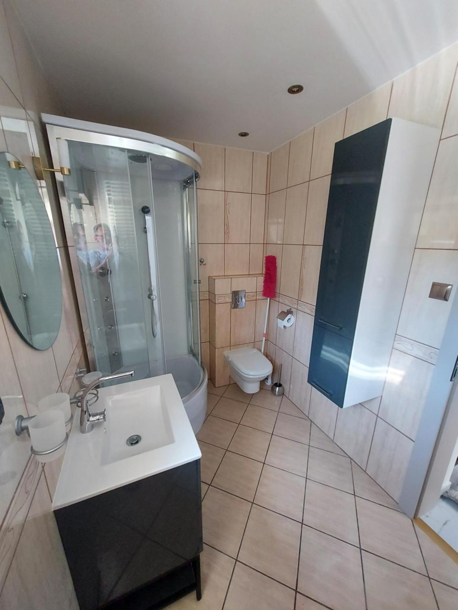 Goscinne Silver Apartment